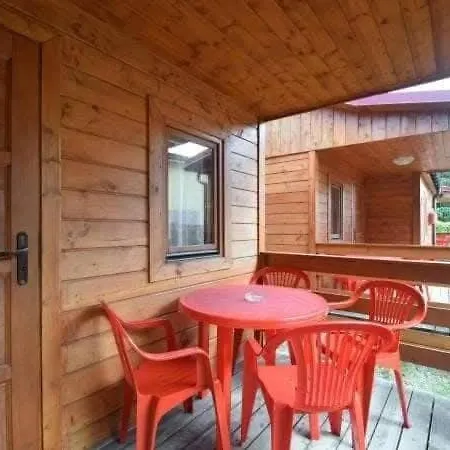 Lodge Mucki